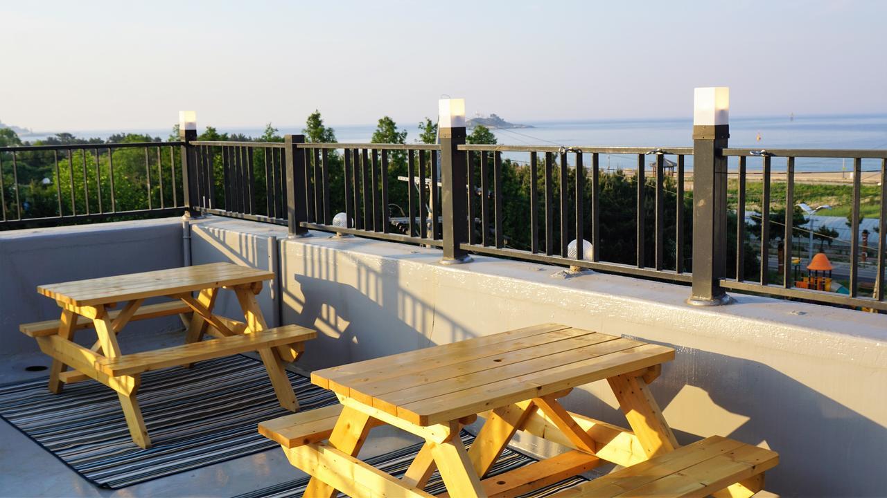 Blue Door Hostel Guesthouse Sokcho Exterior photo